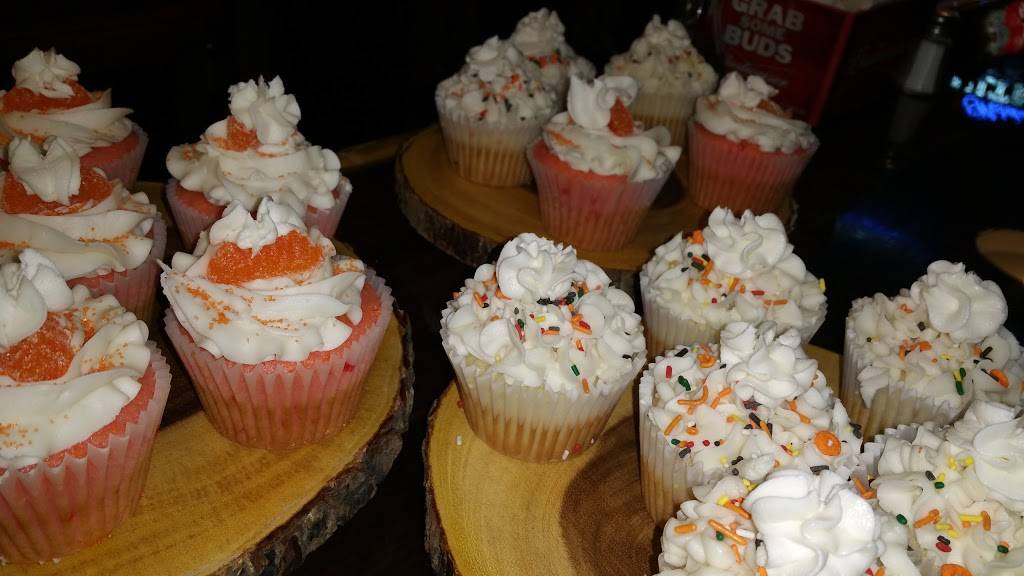 Trusty Woods | restaurant | 101 W Butler St, Fort Recovery, OH 45846, USA | 4193755900 OR +1 419-375-5900