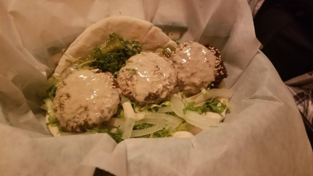 King Tut | restaurant | 1512 W Magnolia Ave, Fort Worth, TX 76104, USA | 8173353051 OR +1 817-335-3051