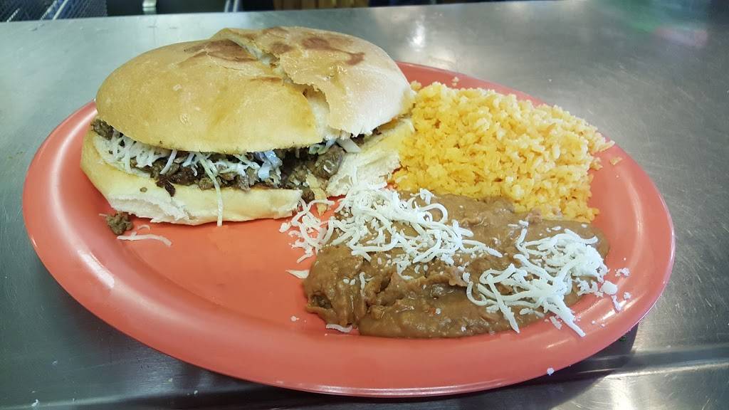 Comales de Waukegan | restaurant | 635 N McAree Rd, Waukegan, IL 60085, USA | 8472445203 OR +1 847-244-5203