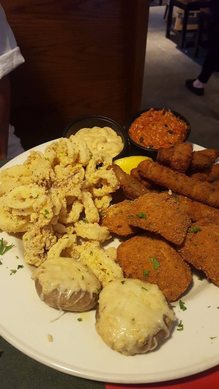 Francescos Bistro | restaurant | 1875 W Monroe Rd, St. Louis, MI 48880, USA | 9896812213 OR +1 989-681-2213