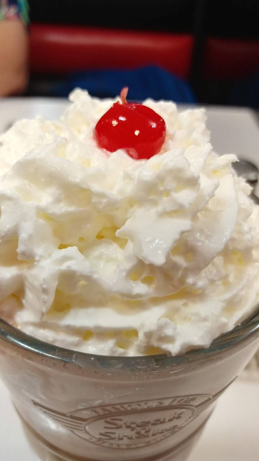 Steak n Shake | restaurant | 4929 N, NW Old Pike Rd, Gladstone, MO 64118, USA | 8164538003 OR +1 816-453-8003