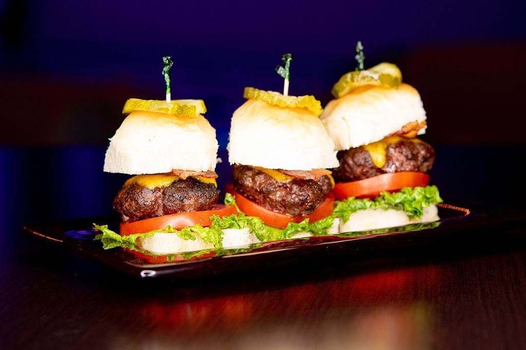 PiNZ - Milford | restaurant | 110 S Main St, Milford, MA 01757, USA | 5084736611 OR +1 508-473-6611