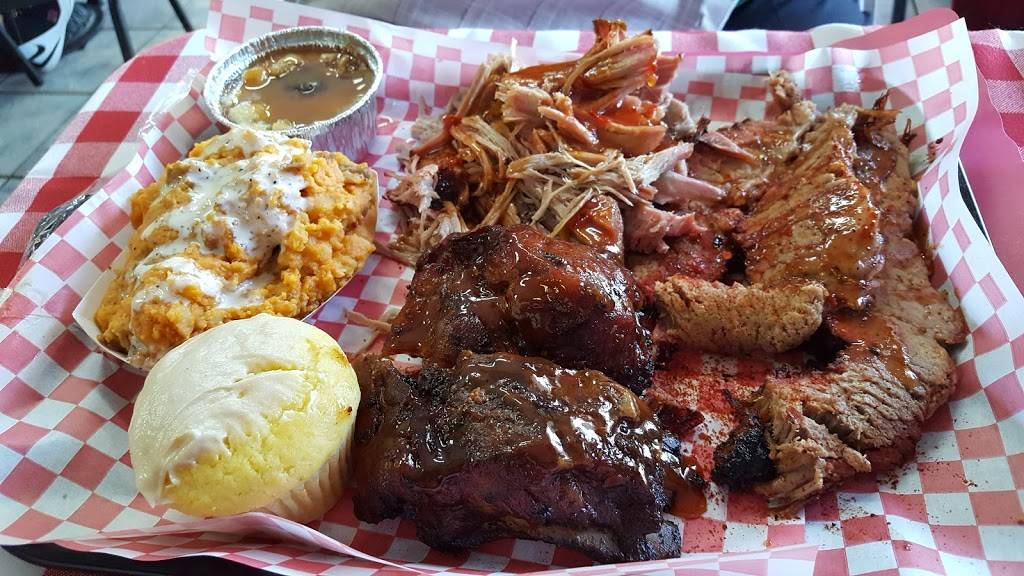 Jessie Raes BBQ | meal takeaway | 5611 S Valley View Blvd, Las Vegas, NV 89118, USA | 7025415546 OR +1 702-541-5546