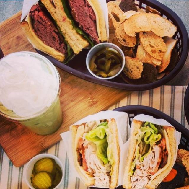 NY Bagel & Deli shop | restaurant | 1120 Buttonwood St unit a, Philadelphia, PA 19123, USA | 2157656400 OR +1 215-765-6400