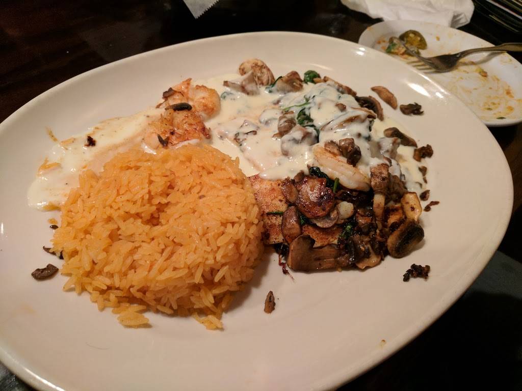 Plaza Azteca | restaurant | 45990 Waterview Plaza, Sterling, VA 20166, USA | 7034303510 OR +1 703-430-3510