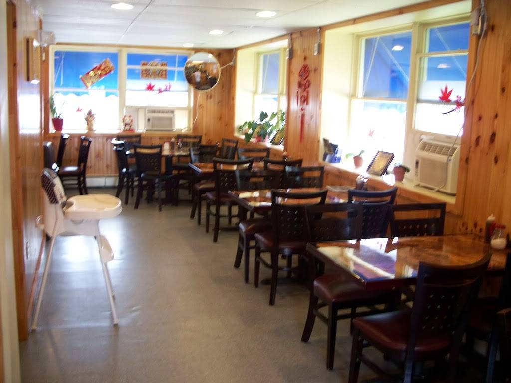 Red Leaves Restaurant | restaurant | 6 High St, North Berwick, ME 03906, USA | 2076762888 OR +1 207-676-2888