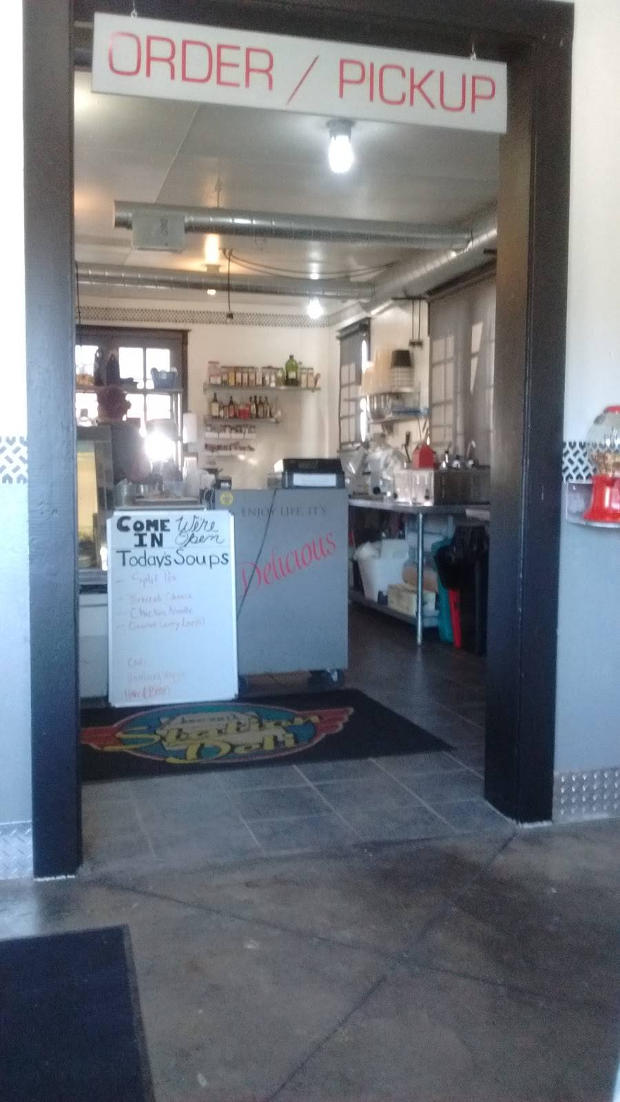 Station Deli | restaurant | 1142 4th Ave, Lake Odessa, MI 48849, USA | 6163743176 OR +1 616-374-3176