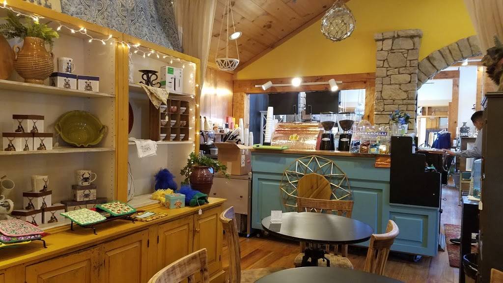 Cobblestone Village Café & Interiors | cafe | 10 N Main St unit b, Waynesville, OH 45068, USA | 5138970021 OR +1 513-897-0021