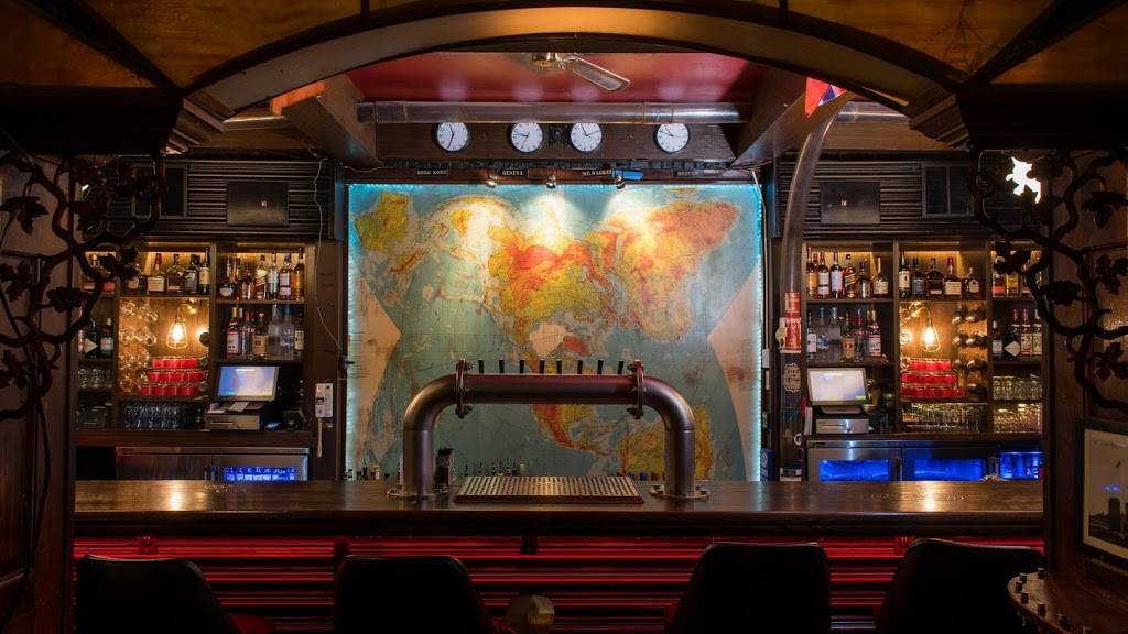 SafeHouse | restaurant | 779 N Front St, Milwaukee, WI 53202, USA | 4142712007 OR +1 414-271-2007