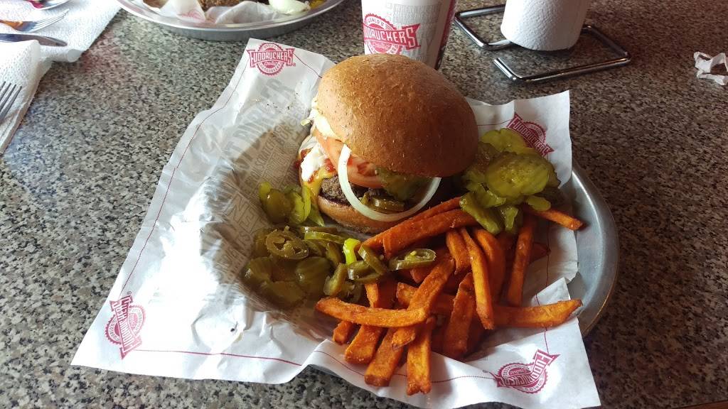 Fuddruckers | restaurant | 6100 Wade Hampton Blvd, Taylors, SC 29687, USA | 8648775554 OR +1 864-877-5554
