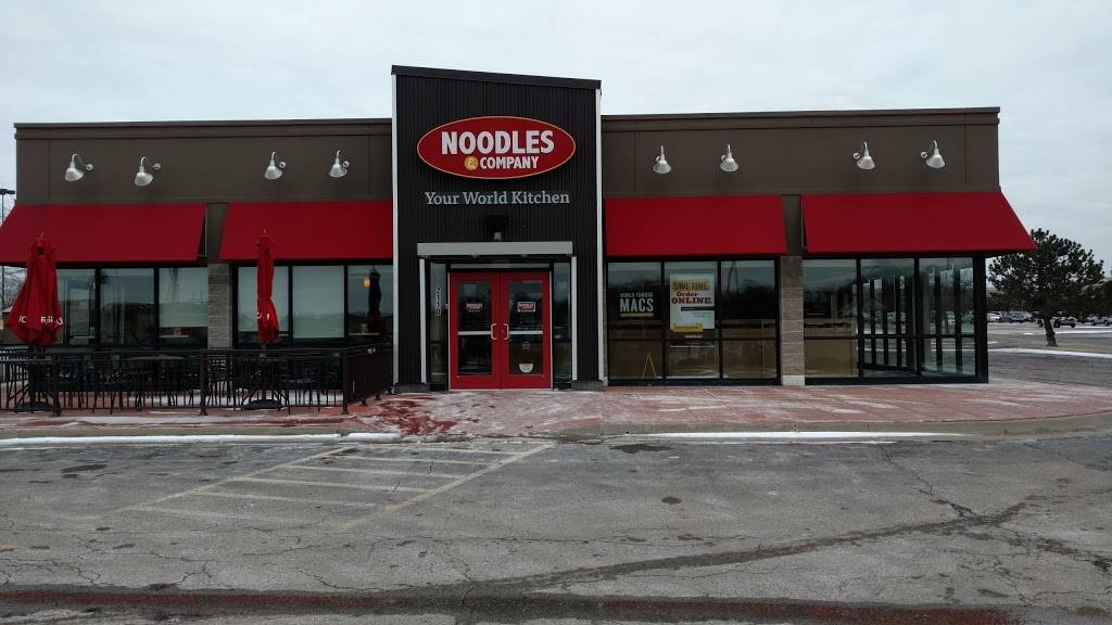 Noodles and Company | restaurant | 2110 SW Wanamaker Rd, Topeka, KS 66614, USA | 7852712317 OR +1 785-271-2317