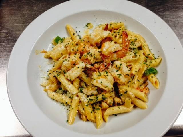 DAISYS GRILL RESTAURANT | restaurant | 8503 Oxon Hill Rd, Fort Washington, MD 20744, USA | 3016861616 OR +1 301-686-1616