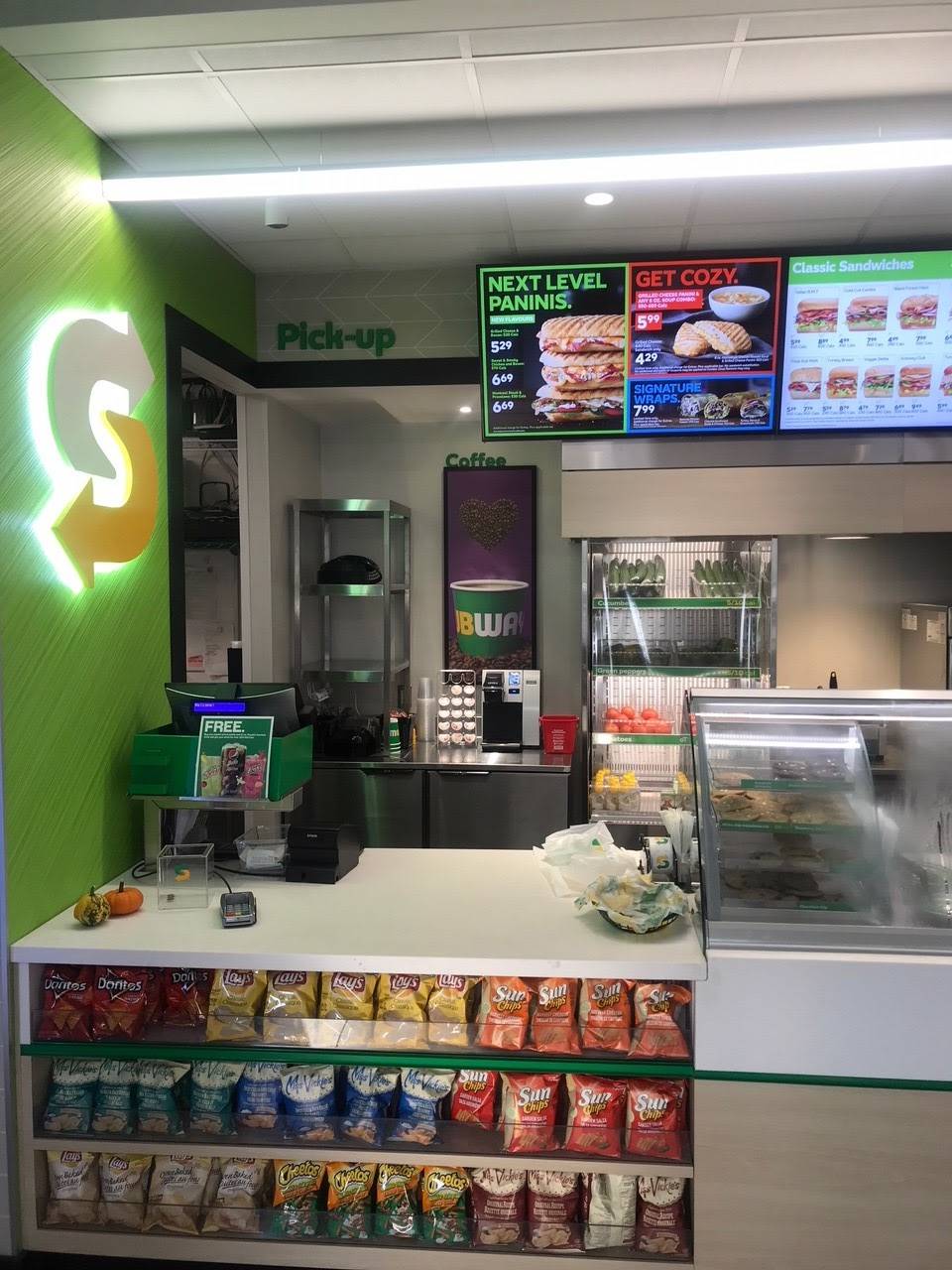 Subway Restaurants | restaurant | 310 Melbourne Rd, Melbourne, ON N0L 1T0, Canada | 2262251950 OR +1 226-225-1950