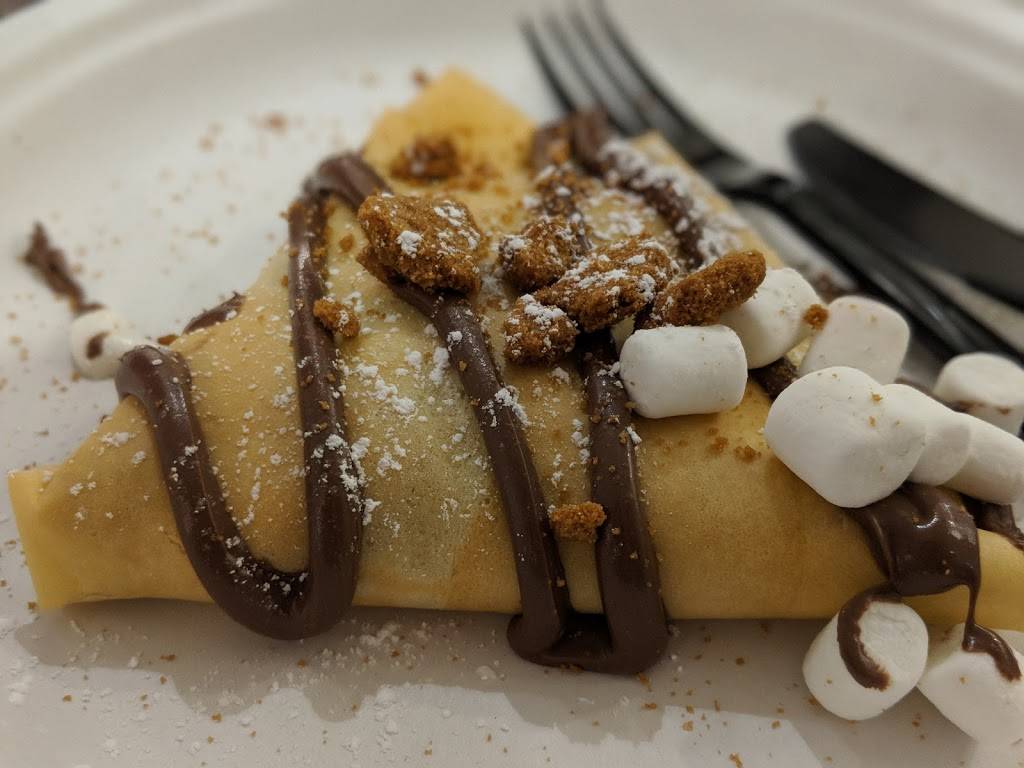 The Crepe Club | restaurant | 7014 E Camelback Rd, Scottsdale, AZ 85251, USA | 6029560087 OR +1 602-956-0087