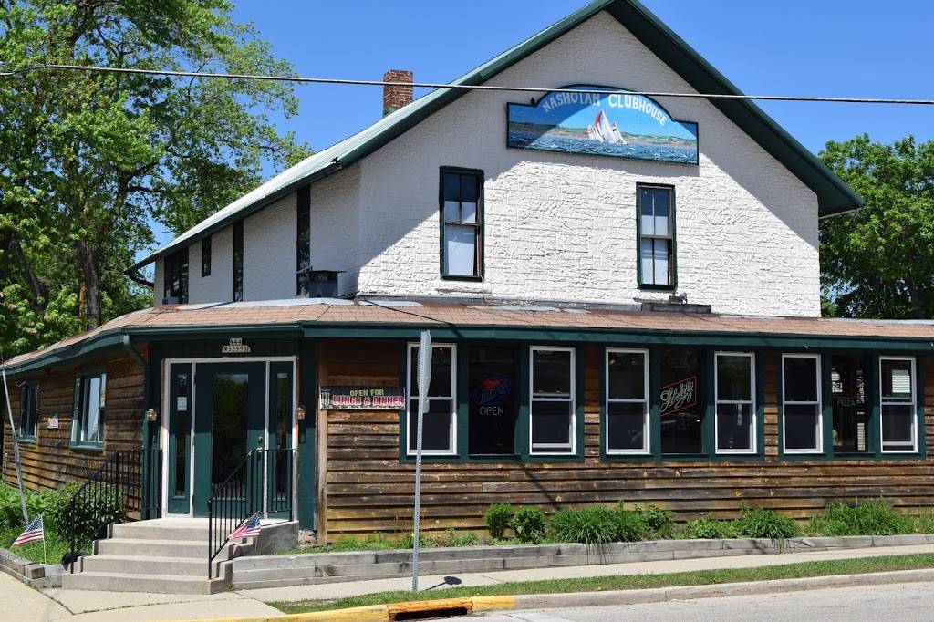 Nashotah Clubhouse | restaurant | N44w32998 Watertown Plank Rd, Nashotah, WI 53058, USA | 2623676684 OR +1 262-367-6684