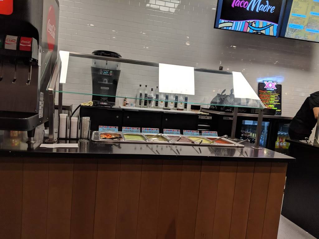 Taco Madre | restaurant | 790 Royal St George Dr #116, Naperville, IL 60563, USA | 6304458633 OR +1 630-445-8633