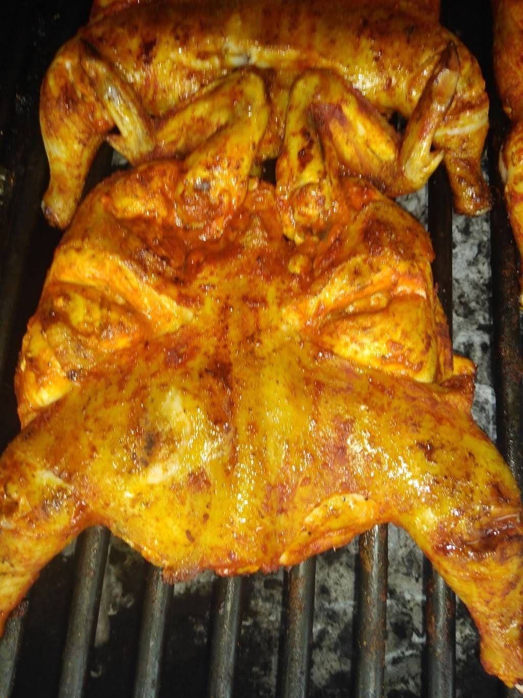 Tacos y pollos asados el payaso | restaurant | 9107 Synott Rd, Houston, TX 77099, USA | 3462837133 OR +1 346-283-7133