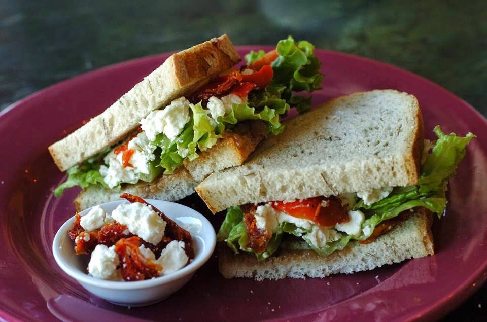 Cafe Magazzino | cafe | 3917 W Riverside Dr, Burbank, CA 91505, USA | 8189537220 OR +1 818-953-7220