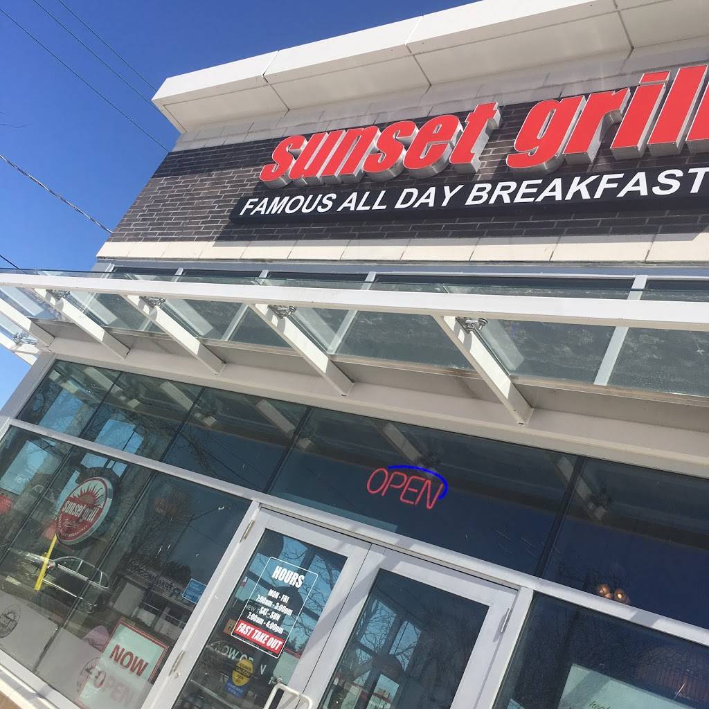 Sunset Grill | restaurant | 10 Manitou Dr, Kitchener, ON N2C 2N3, Canada | 5198940000 OR +1 519-894-0000