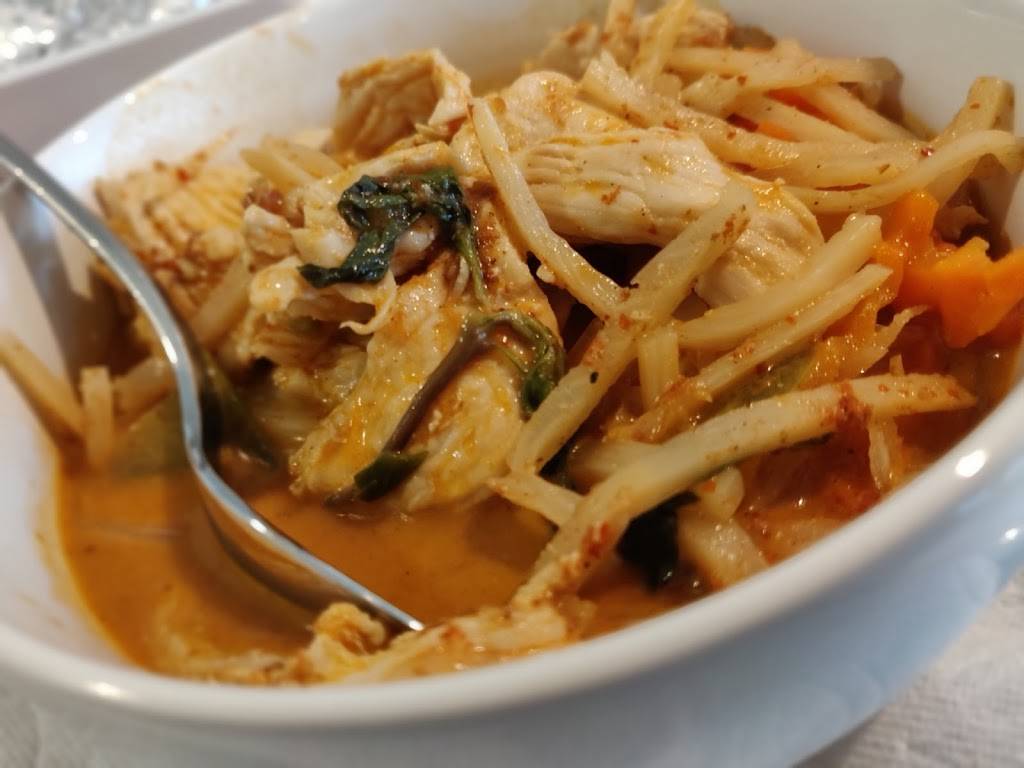 Thai Basil Restaurant | restaurant | 3042, 1423 E Noble Ave, Visalia, CA 93292, USA | 5597328881 OR +1 559-732-8881