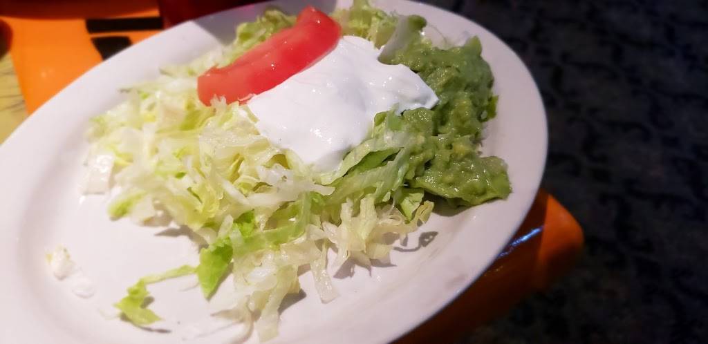 EL TORO BAR AND GRILL | restaurant | 3800 Centerpoint Pkwy, Pontiac, MI 48341, USA | 2484548608 OR +1 248-454-8608