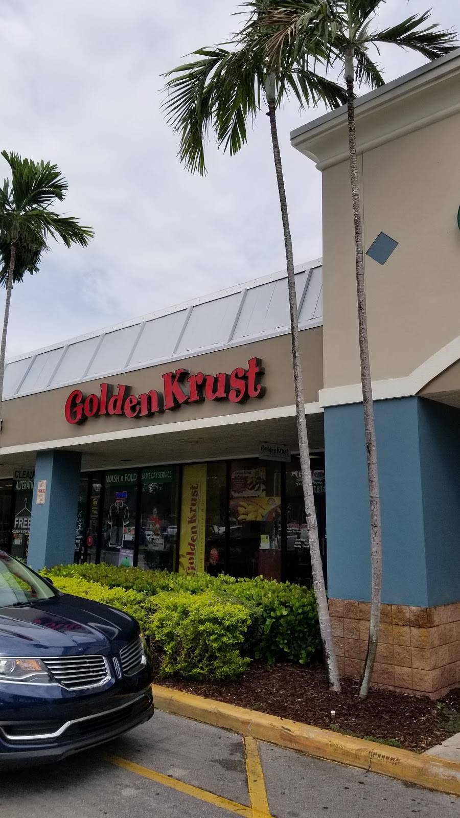 Golden Krust Caribbean Restaurant | bakery | 4861 Coconut Creek Pkwy, Coconut Creek, FL 33063, USA | 9549773332 OR +1 954-977-3332