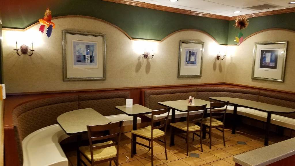 McDonalds | cafe | 2401 63rd St, Woodridge, IL 60517, USA | 6302413562 OR +1 630-241-3562