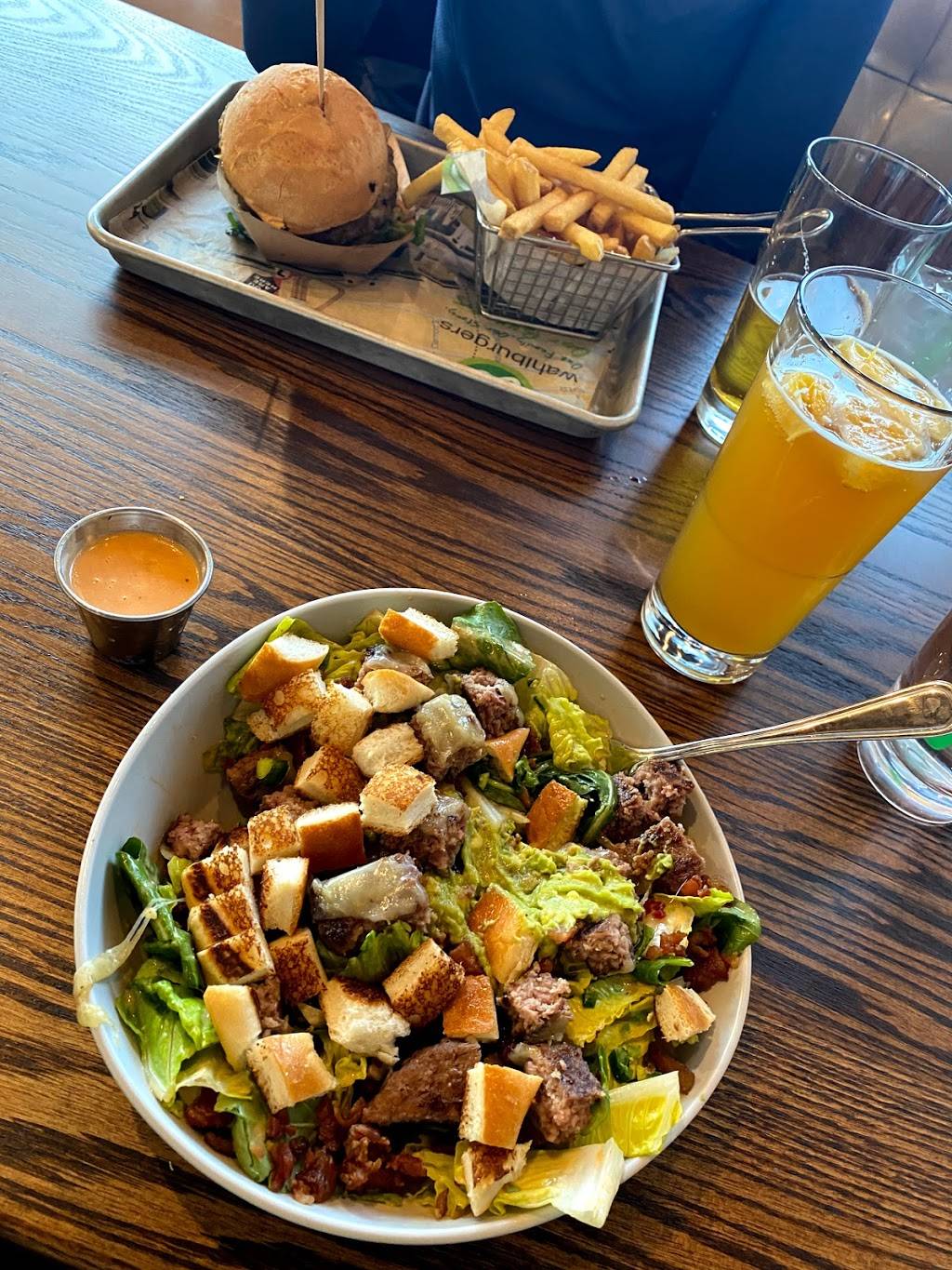 Wahlburgers | restaurant | 11852 Elm Creek Blvd N, Maple Grove, MN 55369, USA | 7634945339 OR +1 763-494-5339