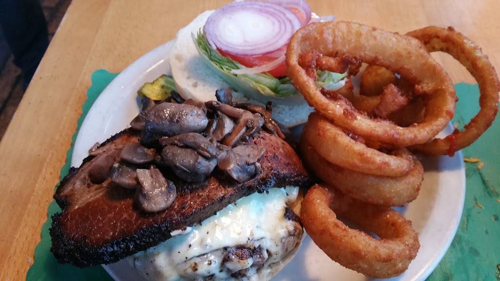 Billy Bobs BBQ | restaurant | 35 Fairmont Ave, Poughkeepsie, NY 12603, USA | 8454717870 OR +1 845-471-7870