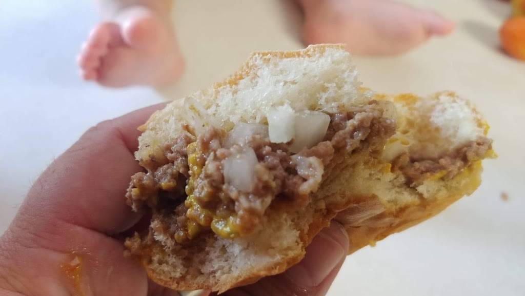 DK Carryout | meal takeaway | 1524 E 4th Ave, Hutchinson, KS 67501, USA | 6206151444 OR +1 620-615-1444