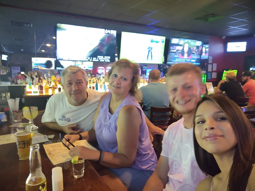 Blondies Pub & Pizza | restaurant | 5010 Grover St, Omaha, NE 68106, USA | 5319992606 OR +1 531-999-2606