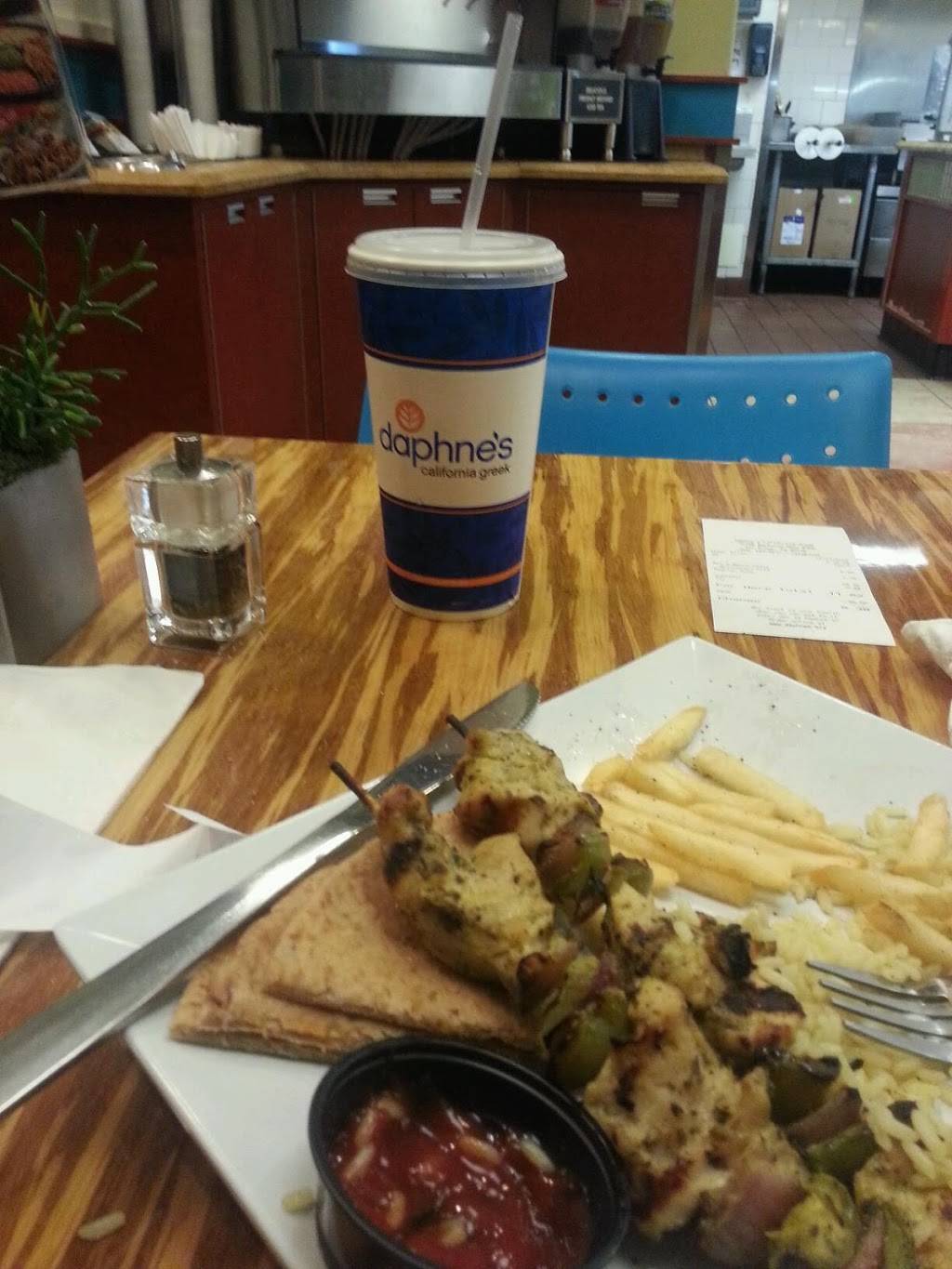 Daphnes | restaurant | 10728 Westview Pkwy #305, San Diego, CA 92126, USA | 8586934471 OR +1 858-693-4471