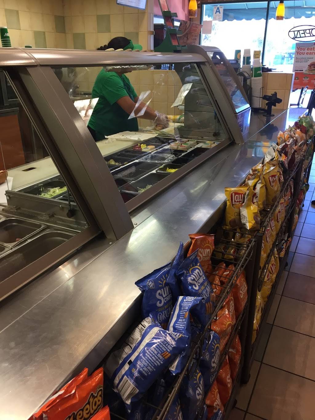 Subway Restaurants | restaurant | 1865 Lincoln Blvd #2, Santa Monica, CA 90404, USA | 3104507250 OR +1 310-450-7250