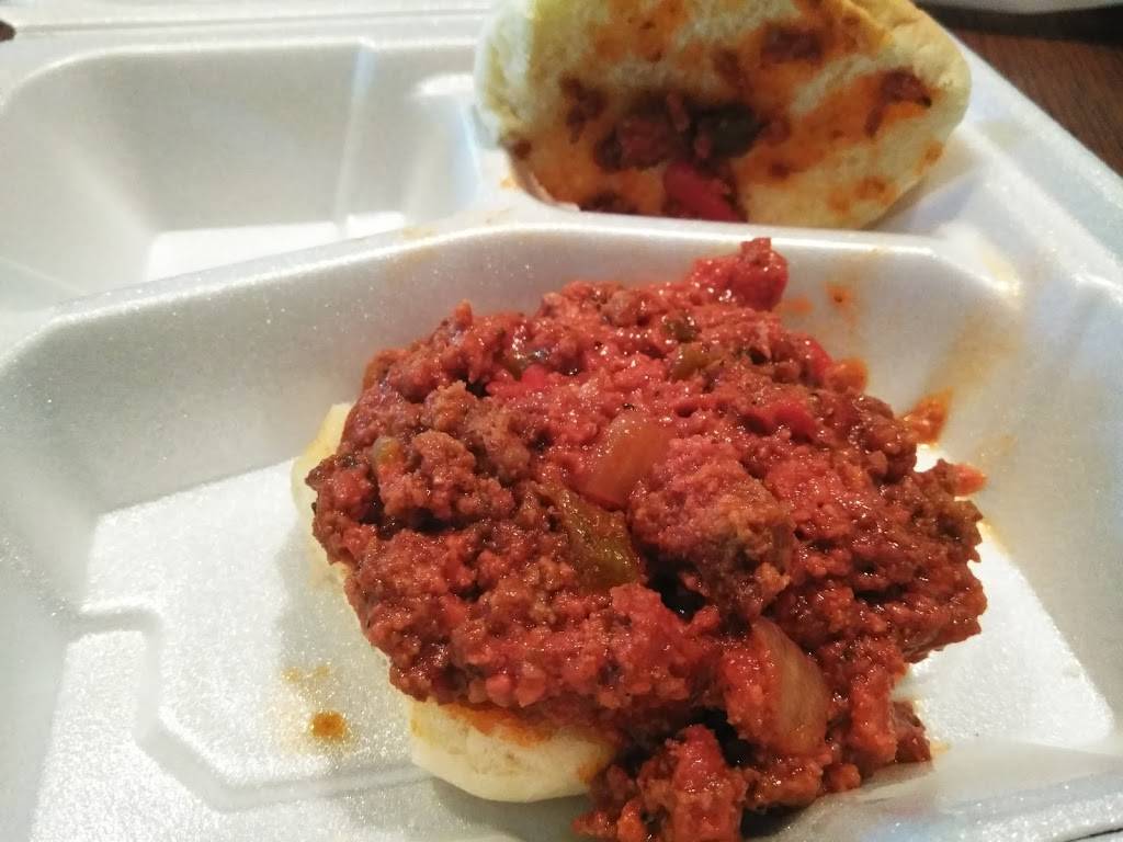 Smoke On The Water BBQ | restaurant | 4474 Kalamazoo Ave, Caledonia, MI 49316, USA | 6165362100 OR +1 616-536-2100