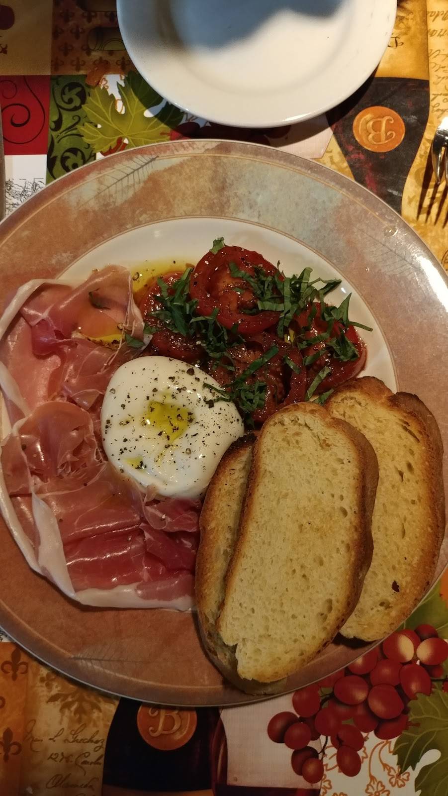 Carusos Tuscan Cuisine | restaurant | 115 San Jose Ave, Capitola, CA 95010, USA | 8314659040 OR +1 831-465-9040