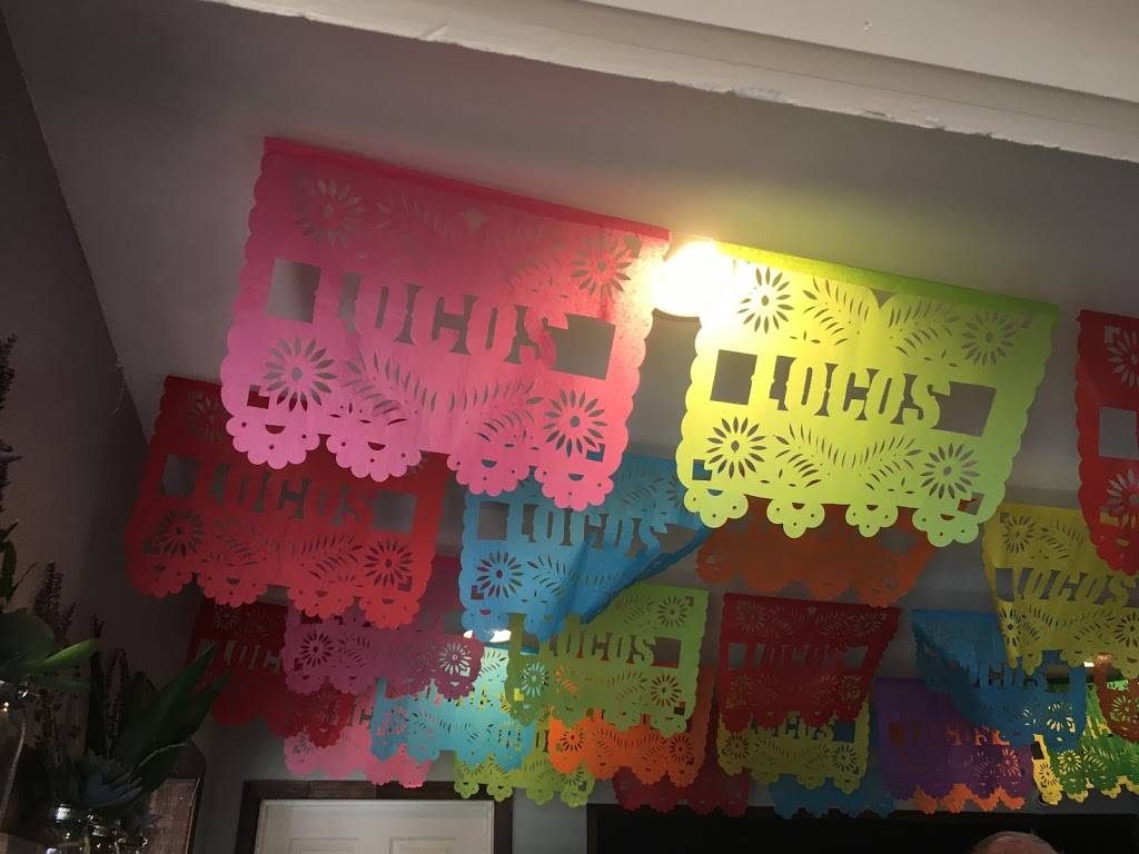 Locos Taqueria | restaurant | 92 Knollwood Blvd, Montgomery, AL 36117, USA | 3346762383 OR +1 334-676-2383