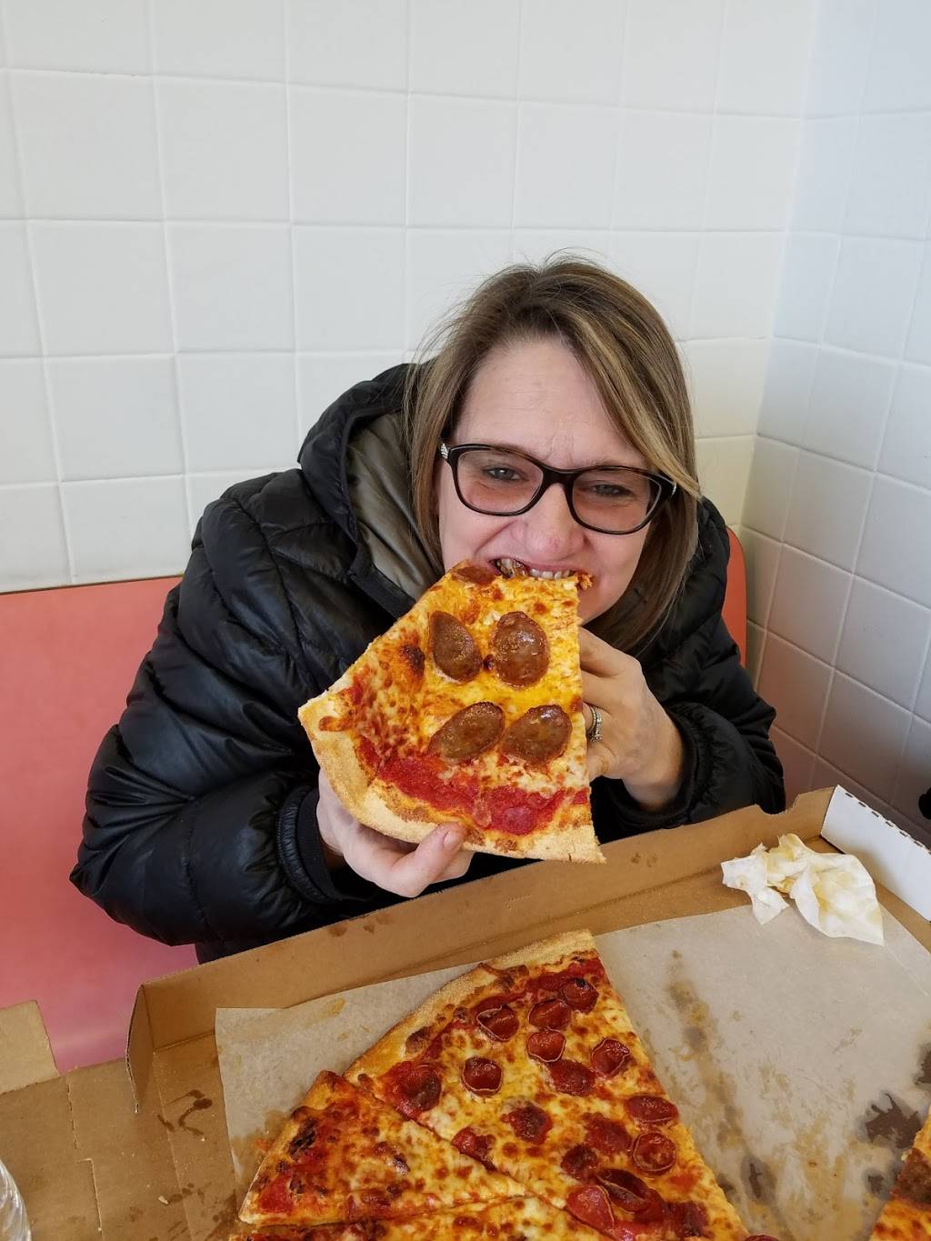 Mama Marys Pizza | meal delivery | 7130 Airport Hwy, Holland, OH 43528, USA | 4198679991 OR +1 419-867-9991