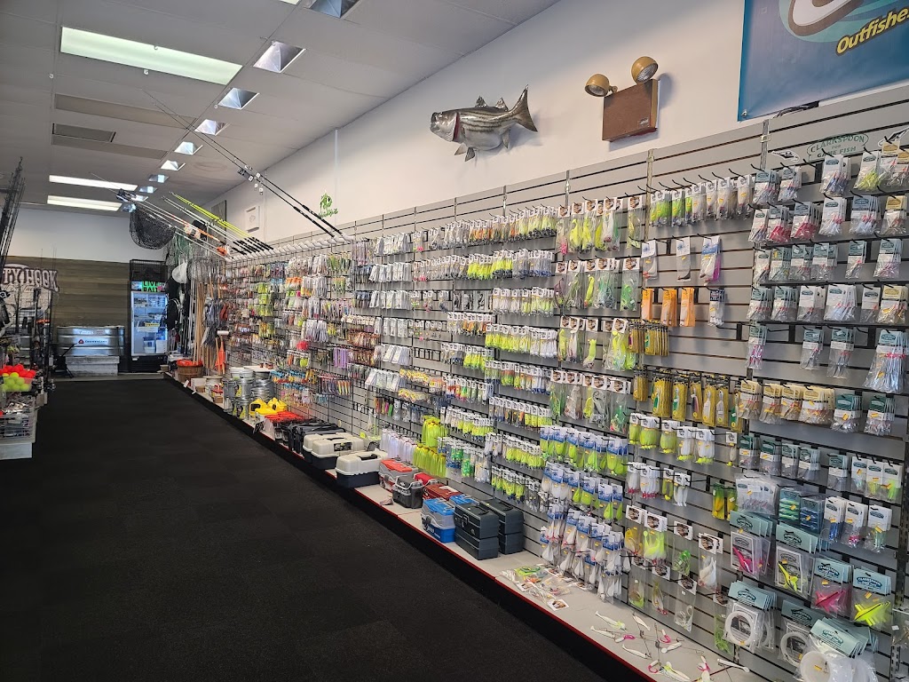 Rusty Hook Bait & Tackle | restaurant | 210 Marlboro Ave Suite 35, Easton, MD 21601, USA | 4437462137 OR +1 443-746-2137