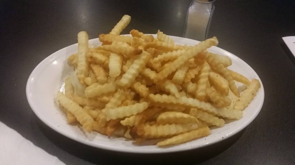 Top Cats Chill & Grill | restaurant | 3211 Sangamon Ave, Springfield, IL 62702, USA | 2175284201 OR +1 217-528-4201