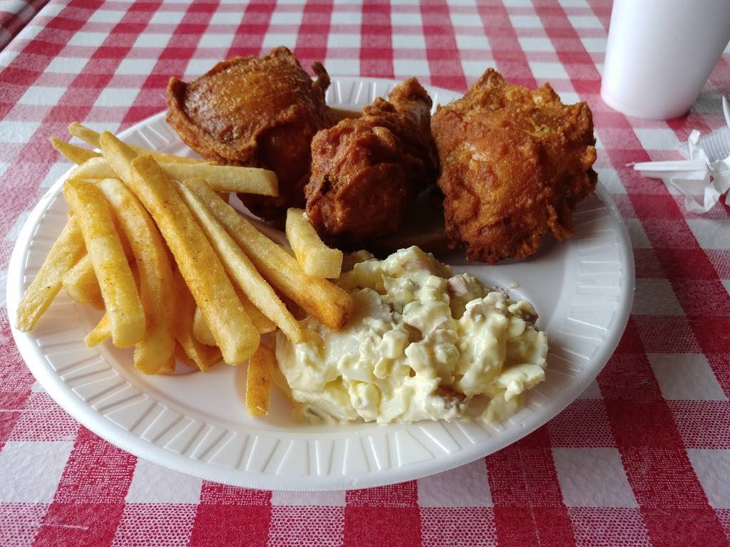 Guss World Famous Fried Chicken | restaurant | 35505 Ford Rd, Westland, MI 48185, USA | 7347286170 OR +1 734-728-6170