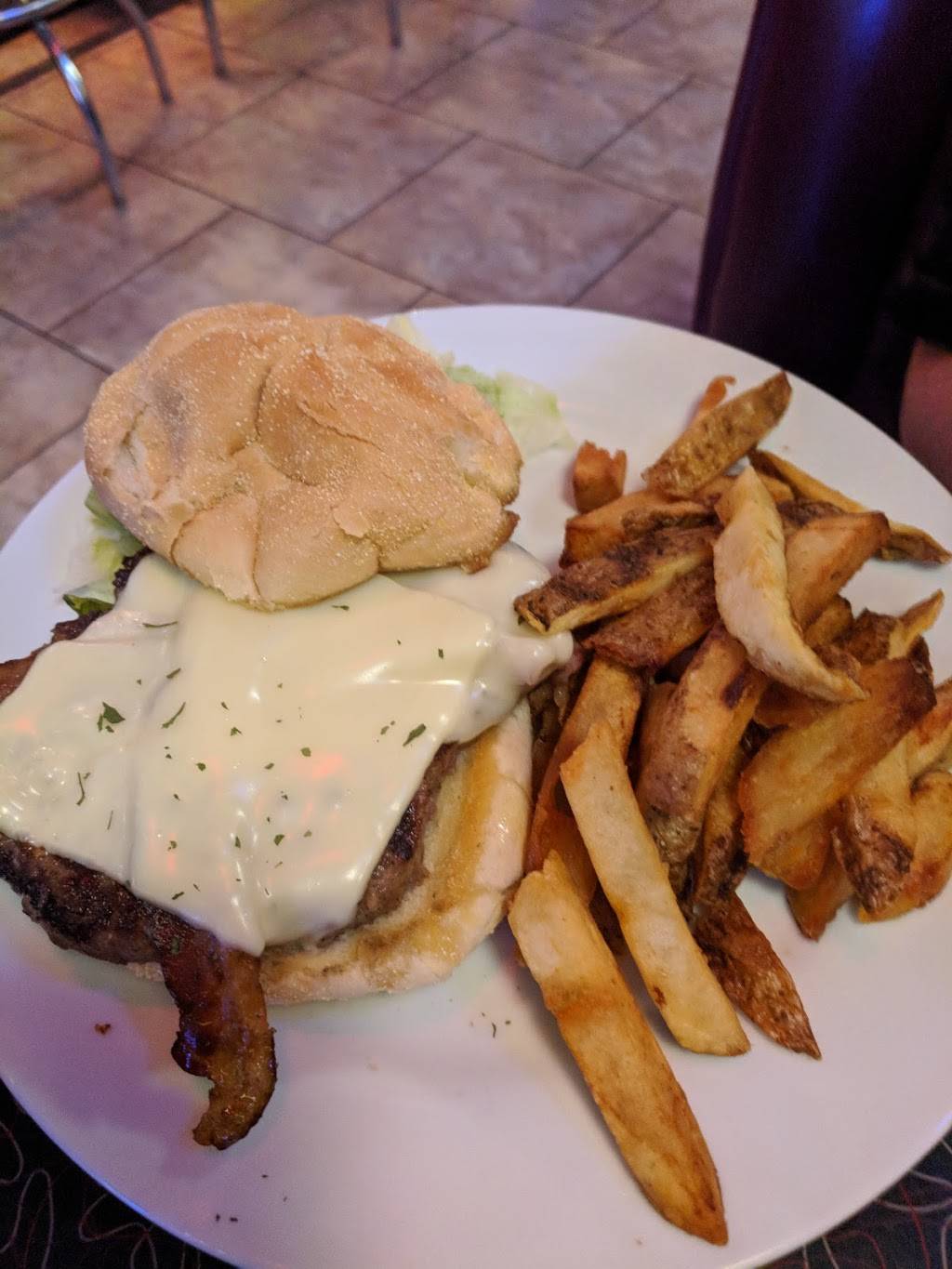 Sundays Grill | restaurant | 2414 Sand Mine Rd, Davenport, FL 33897, USA | 8635882162 OR +1 863-588-2162