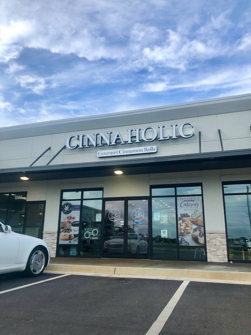Cinnaholic | bakery | 810 GA-96 Ste 1100, Warner Robins, GA 31088, USA | 4783593255 OR +1 478-359-3255