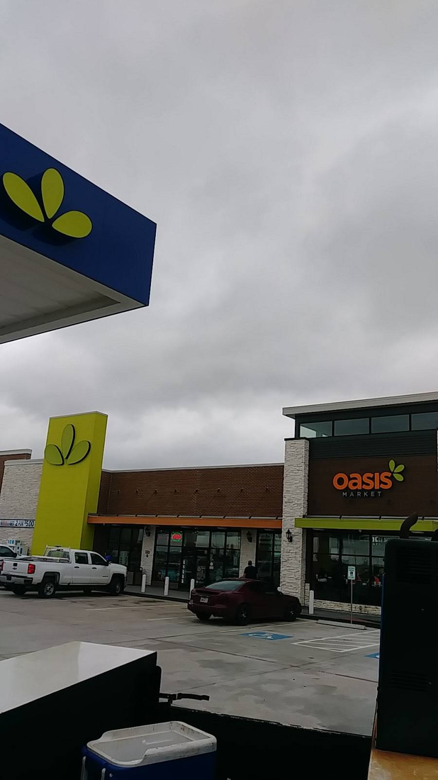 Oasis Market | restaurant | 4601 Grand Pkwy, Mont Belvieu, TX 77523, USA | 2819180630 OR +1 281-918-0630