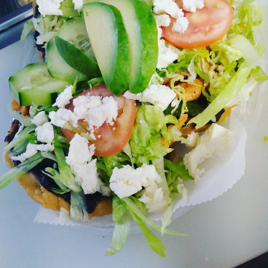 Ericas Mexican Food | restaurant | 300 Reisterstown Rd, Pikesville, MD 21208, USA | 4436746725 OR +1 443-674-6725