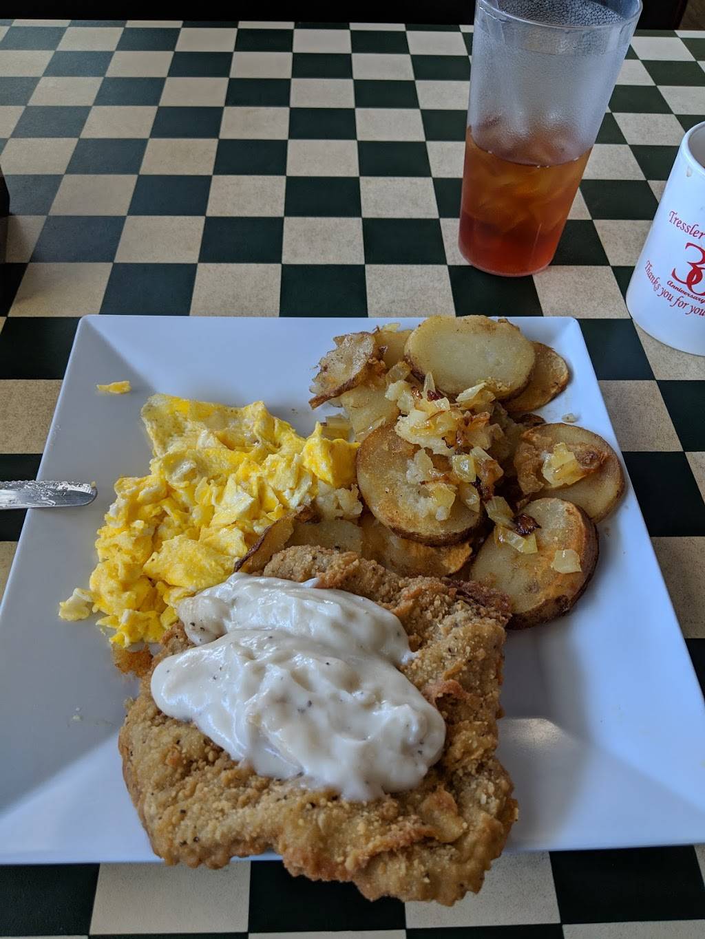 Chamberlains Good Thymes | cafe | 1413 Garden St, Titusville, FL 32796, USA | 3213857537 OR +1 321-385-7537