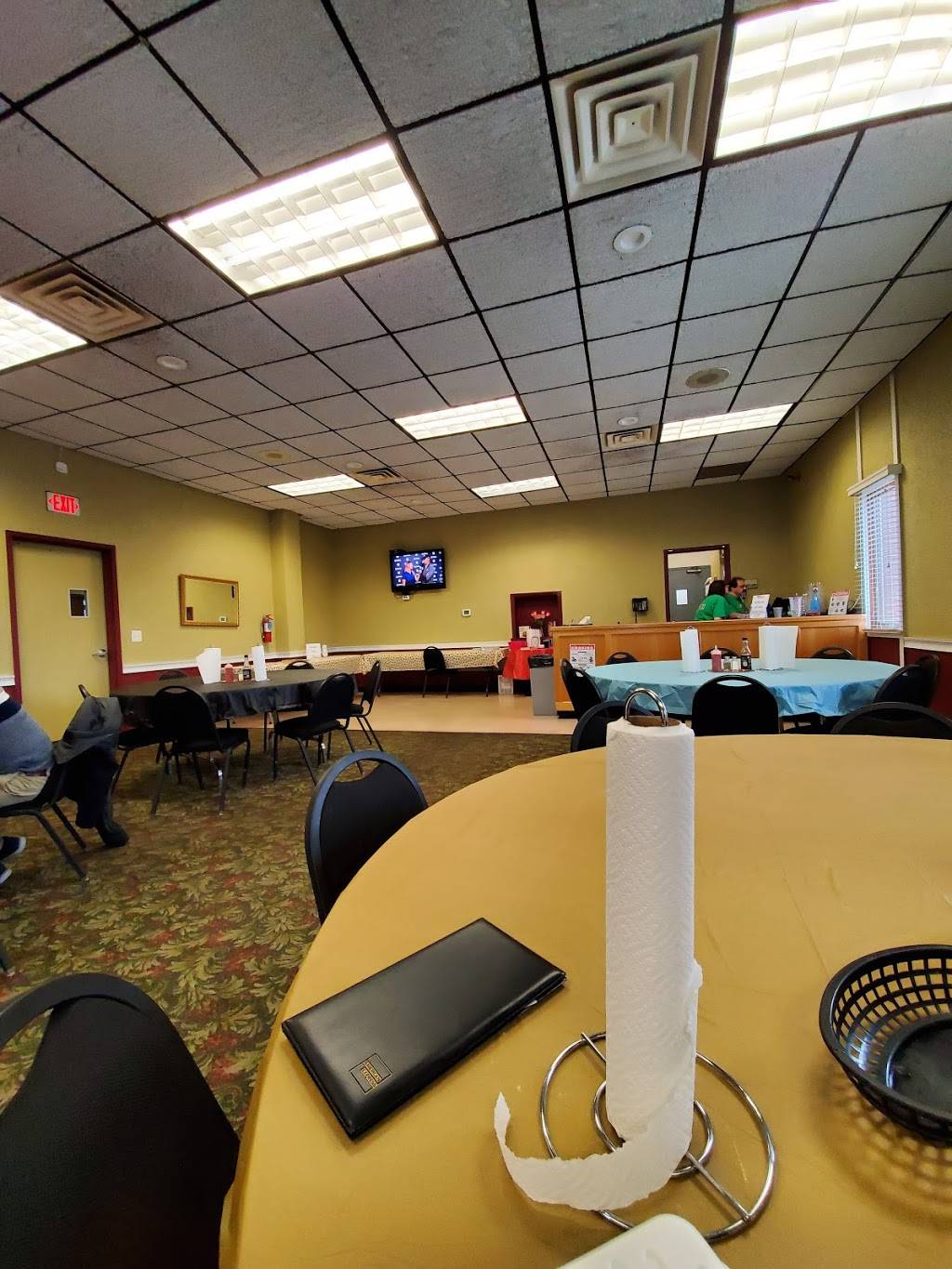 Wingnutz | restaurant | In Knights of Columbus (club, 1530 Kenmore Ave, Buffalo, NY 14216, USA | 7169905438 OR +1 716-990-5438