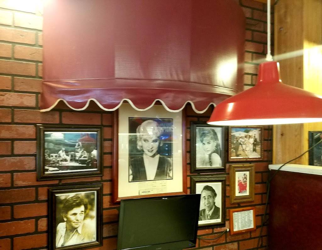 Kens Diner & Grill | restaurant | 3353 Dempster Street, Skokie, IL 60076, USA | 8476792850 OR +1 847-679-2850