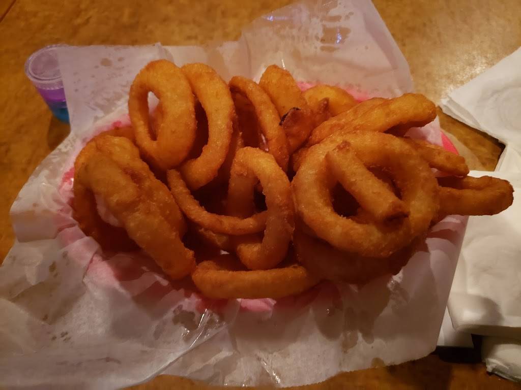 Red Balloon Saloon | restaurant | 29276 Northwestern Hwy, Southfield, MI 48034, USA | 2483523837 OR +1 248-352-3837