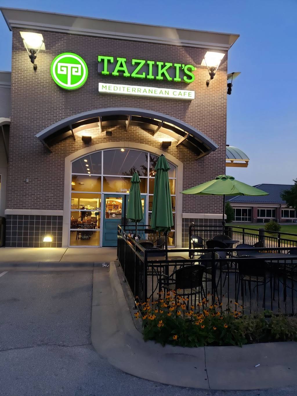 Tazikis Mediterranean Cafe | restaurant | 1000 SE Walton Blvd, Bentonville, AR 72712, USA | 4797150647 OR +1 479-715-0647