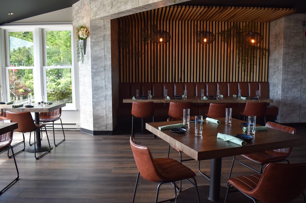 Local Bay Harbor | restaurant | 795 Front St, Bay Harbor, MI 49770, USA | 2318819134 OR +1 231-881-9134